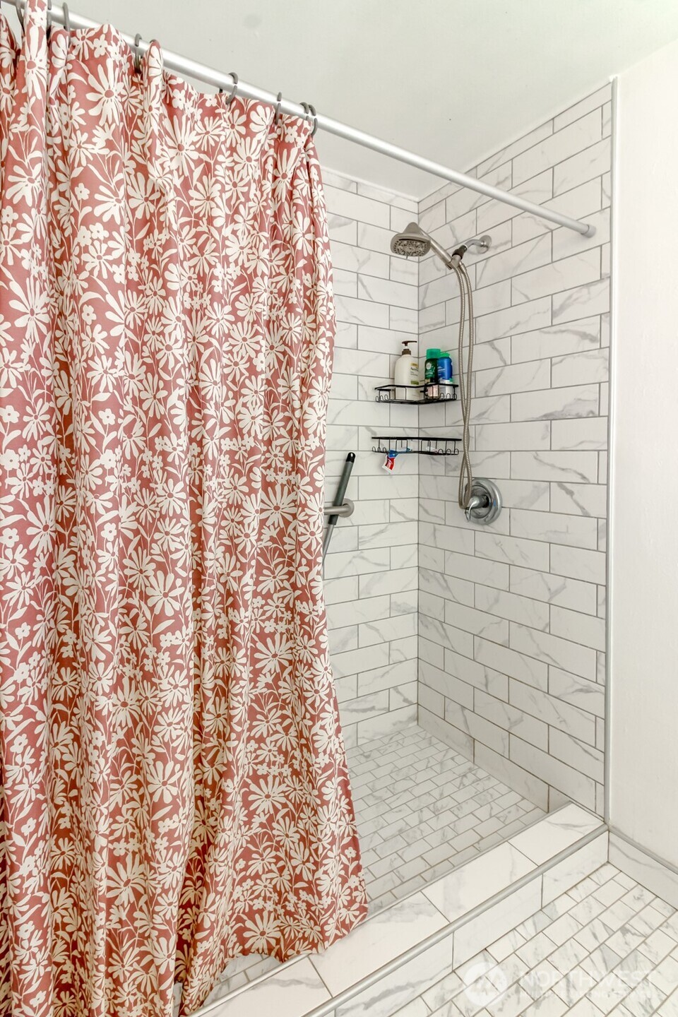 10543 SE 228th Street , Kent, WA 98031