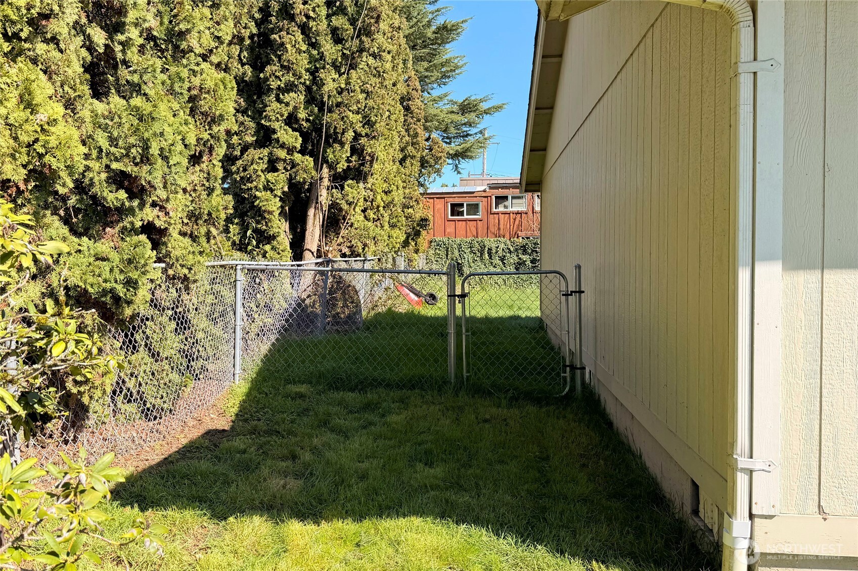 762 2nd Street , Woodland, WA 98674