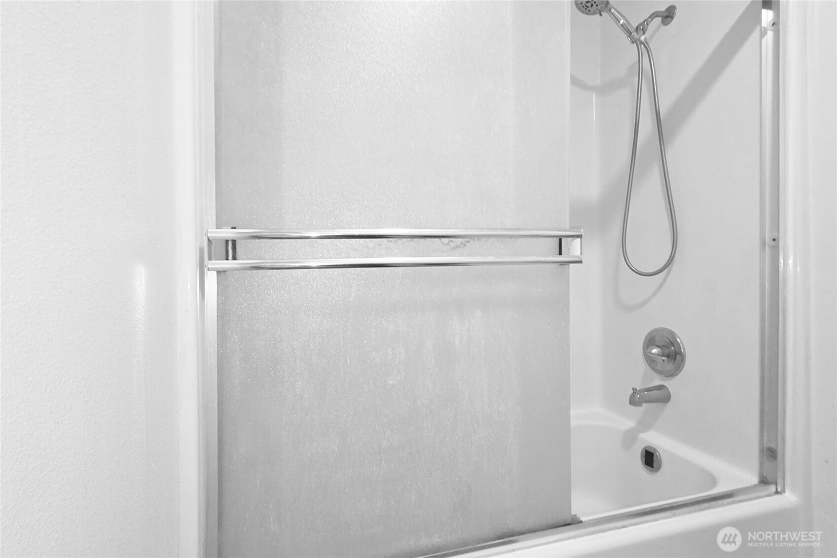 762 2nd Street , Woodland, WA 98674