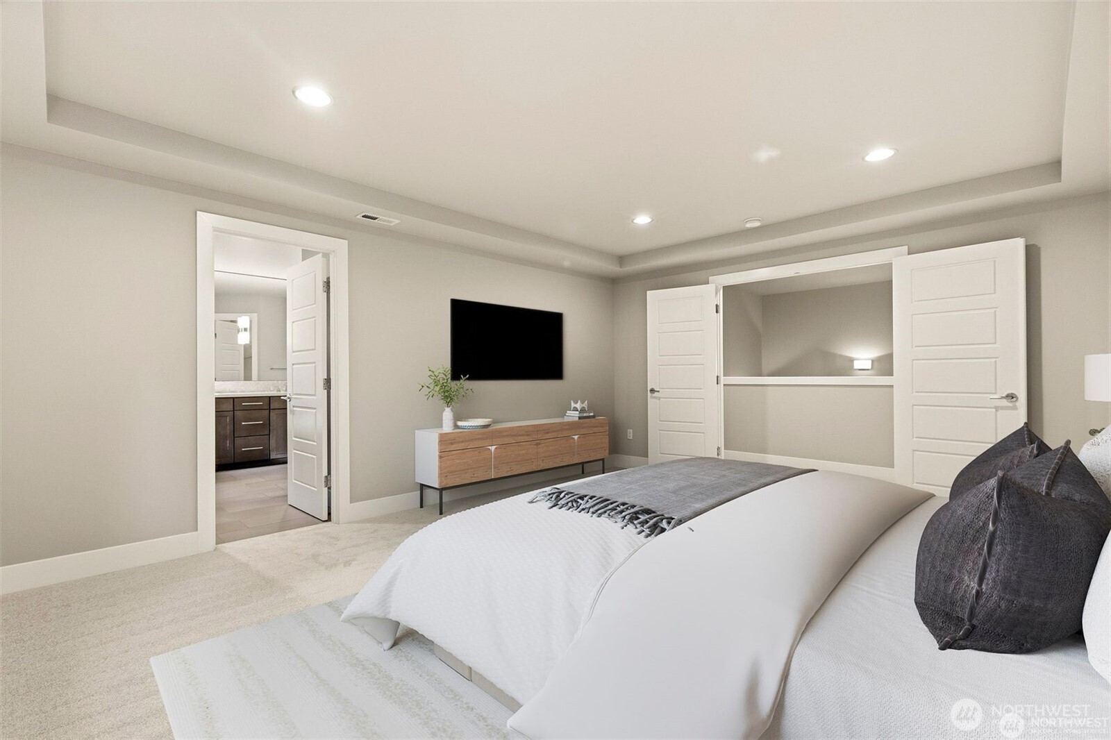 12055 SE May Creek Park Drive , Newcastle, WA 98056