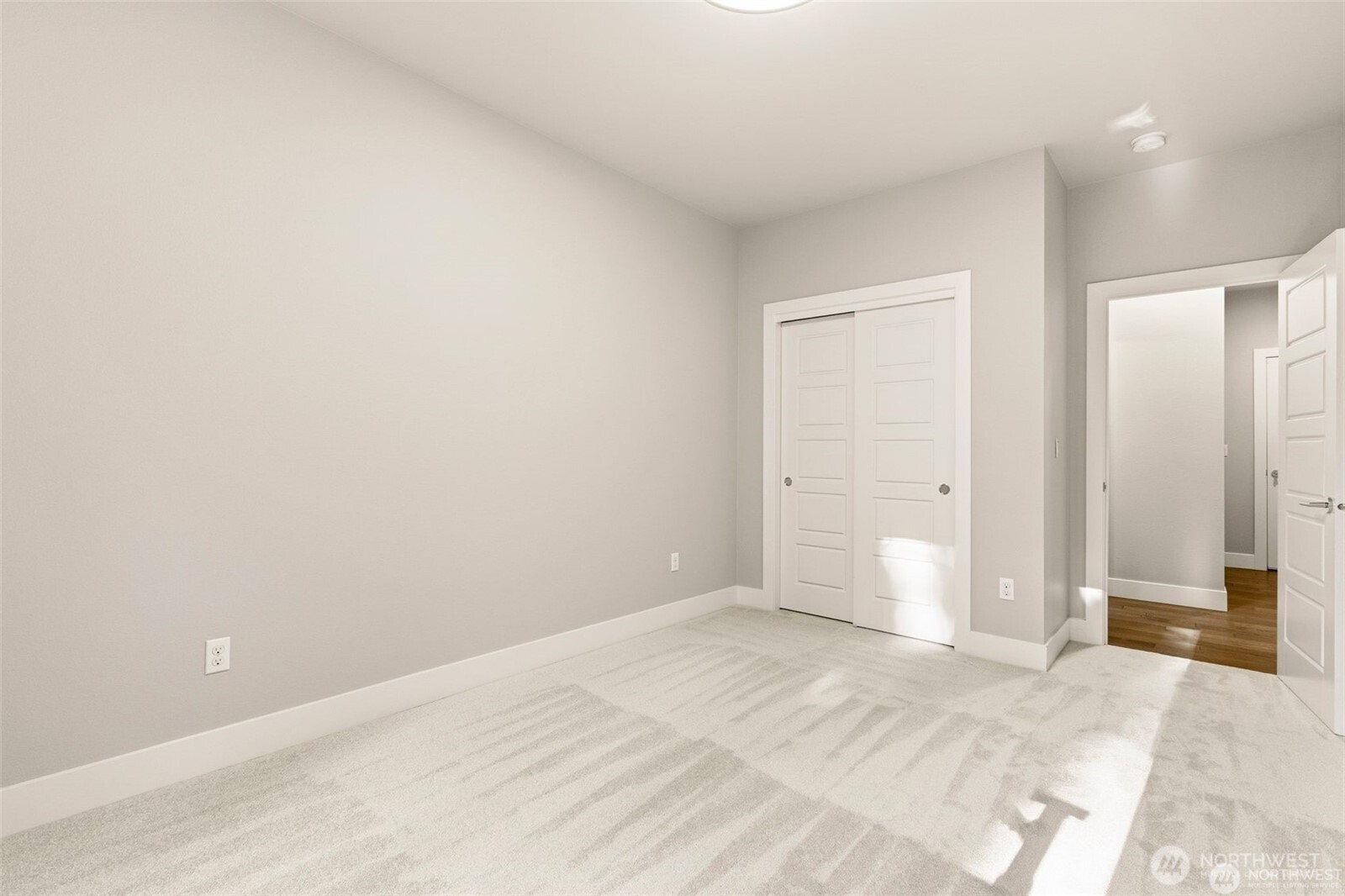 12055 SE May Creek Park Drive , Newcastle, WA 98056