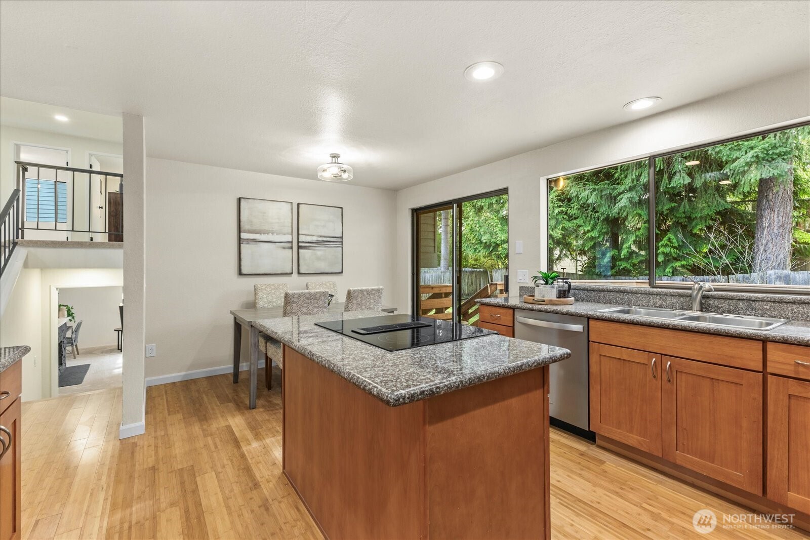 14715 NE 61st Court , Redmond, WA 98052-4751