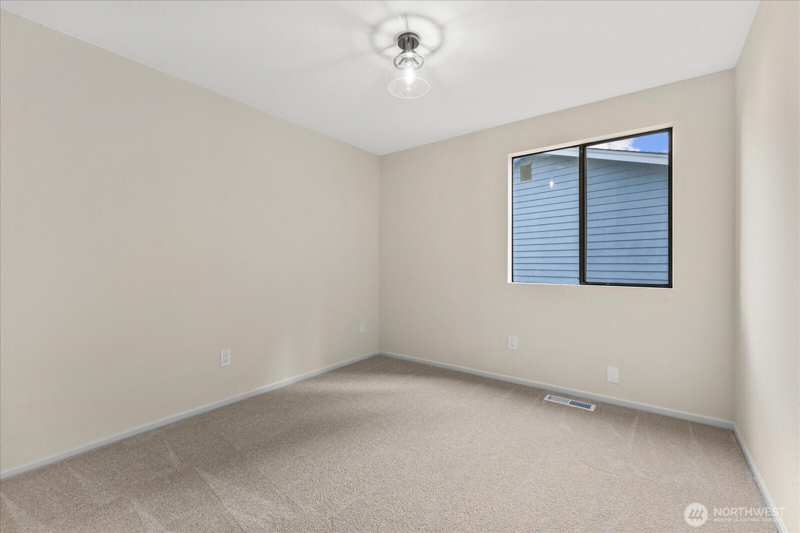 14715 NE 61st Court , Redmond, WA 98052-4751