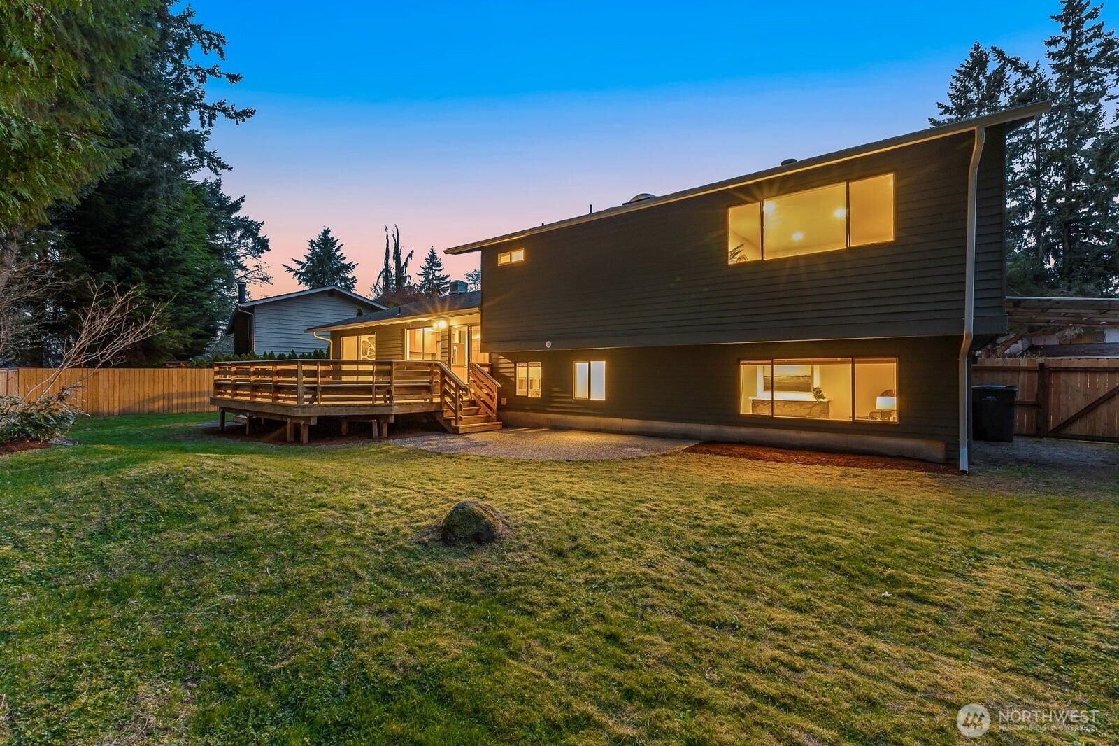 14715 NE 61st Court , Redmond, WA 98052-4751