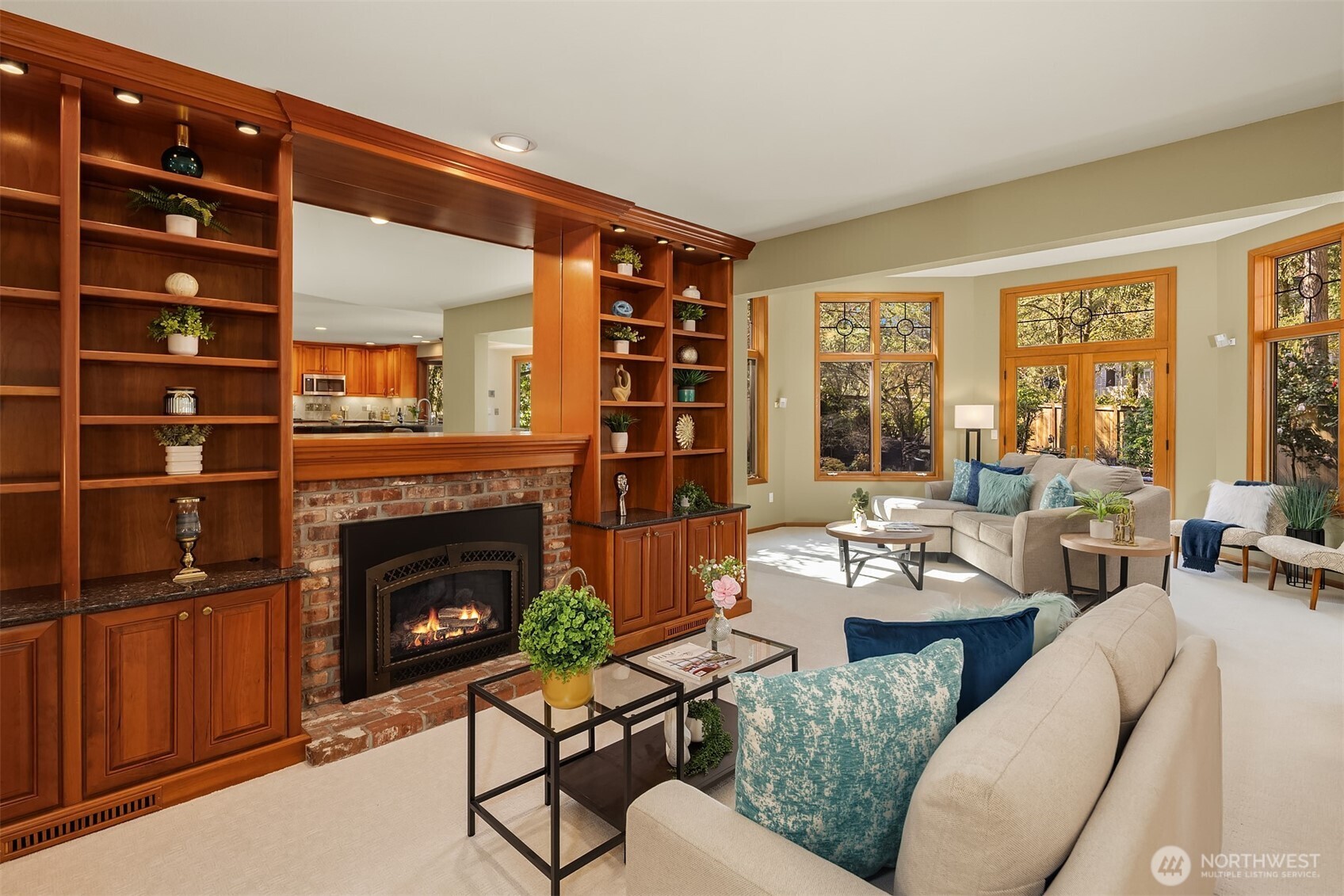 635 Kalmia Ct NW, Issaquah, WA 98027