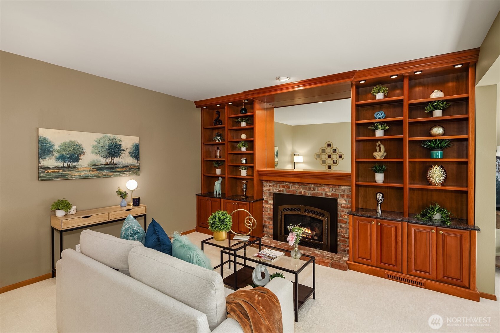 635 Kalmia Ct NW, Issaquah, WA 98027