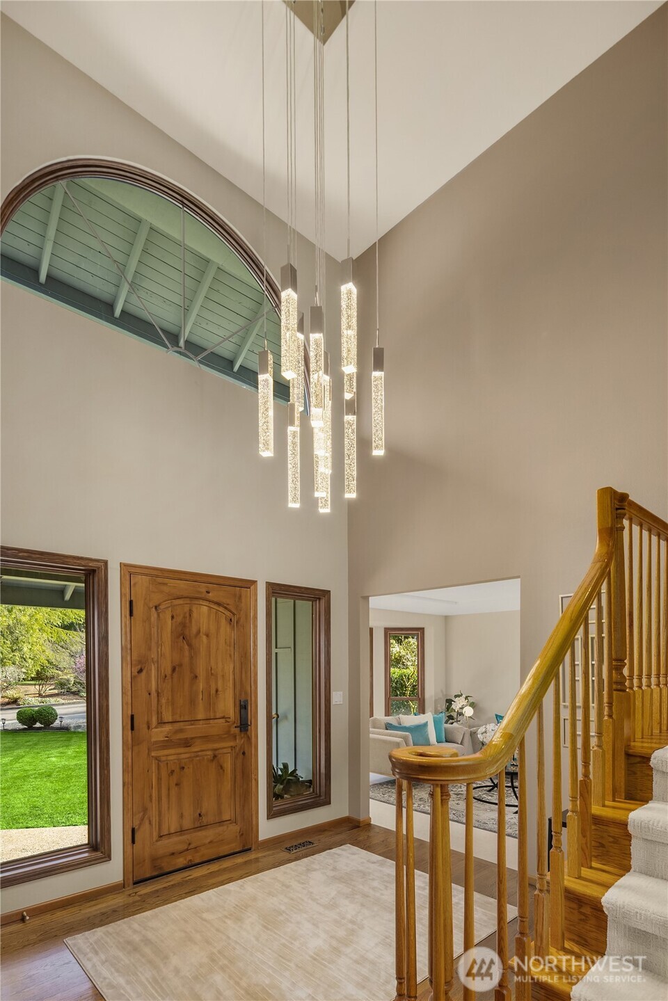 635 Kalmia Ct NW, Issaquah, WA 98027