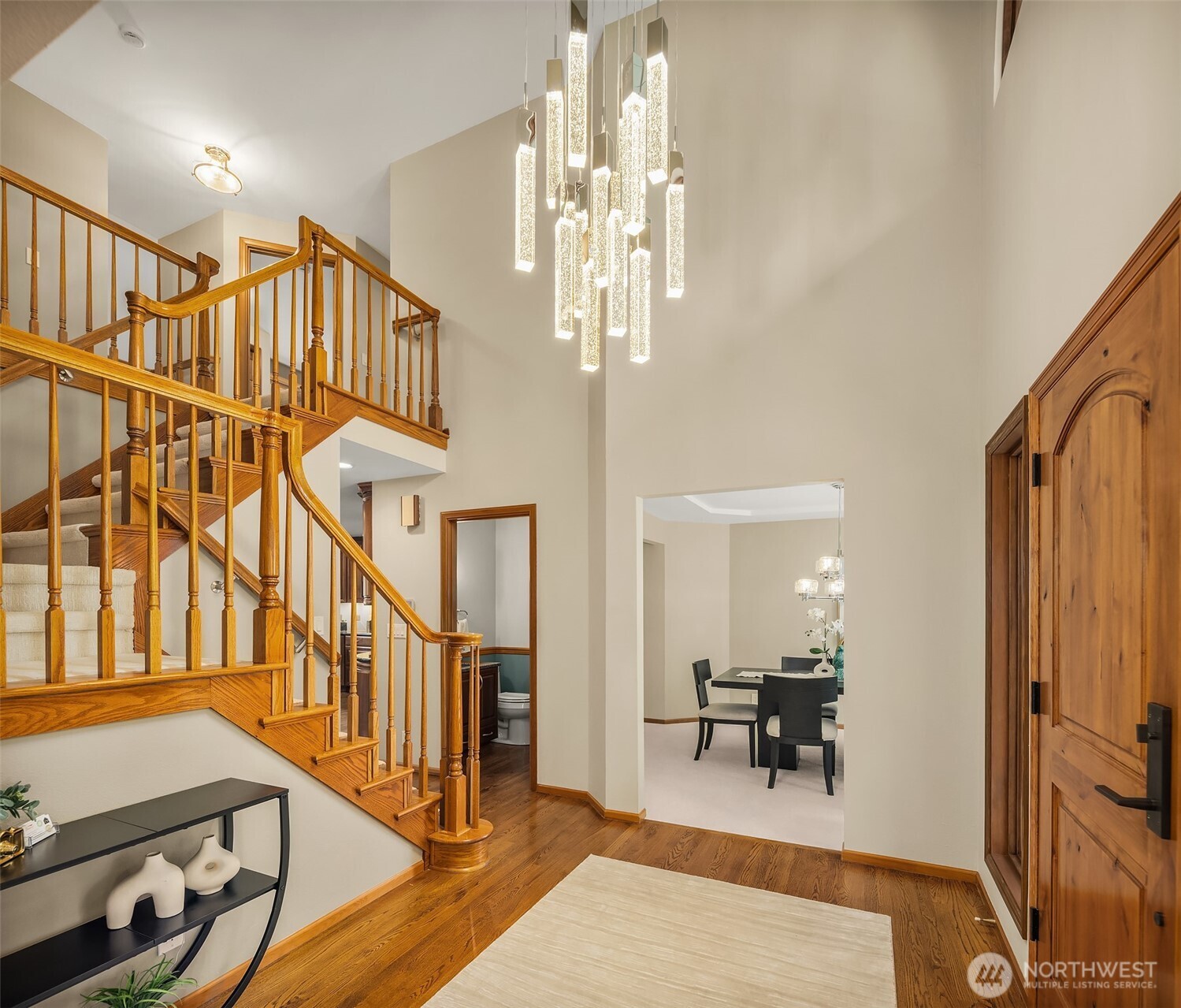 635 Kalmia Ct NW, Issaquah, WA 98027