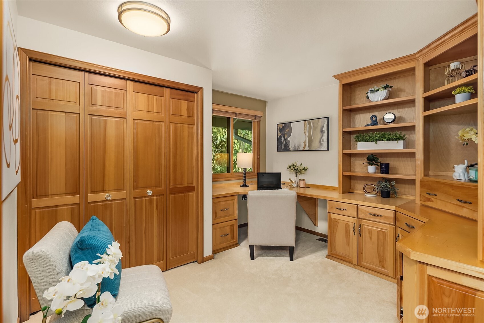 635 Kalmia Ct NW, Issaquah, WA 98027