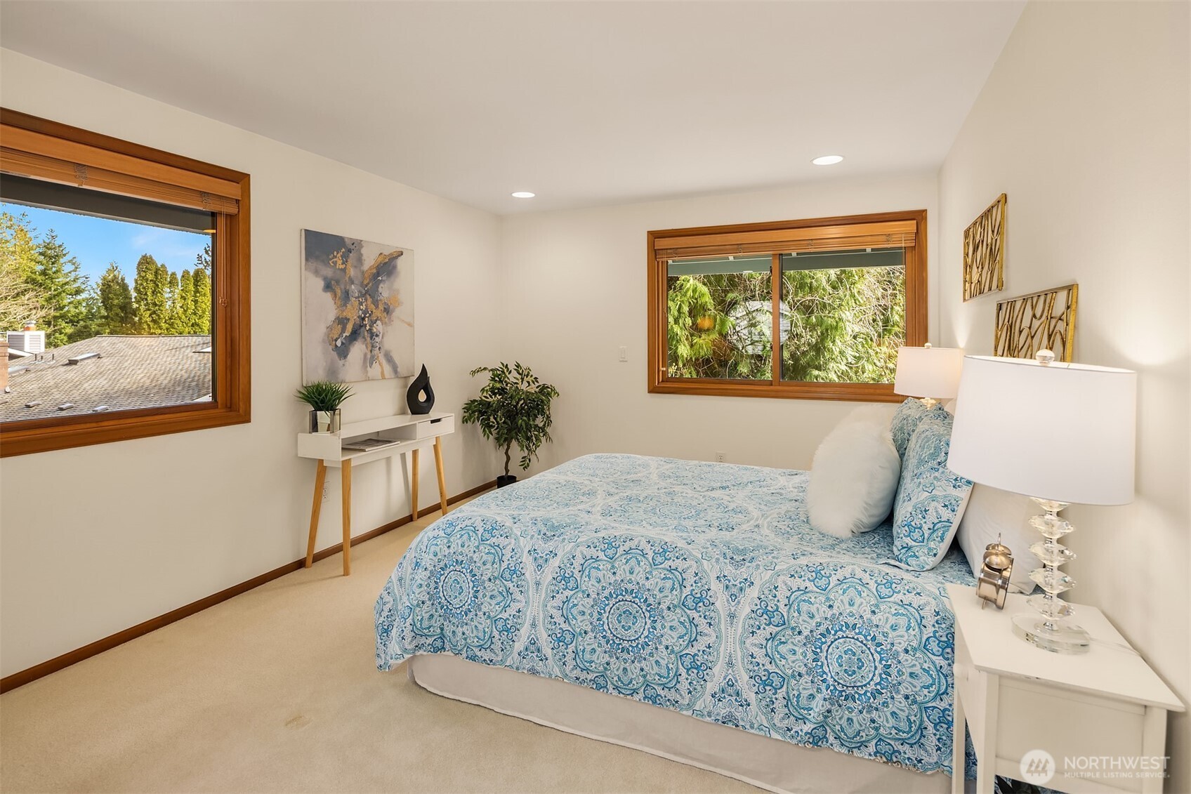 635 Kalmia Ct NW, Issaquah, WA 98027