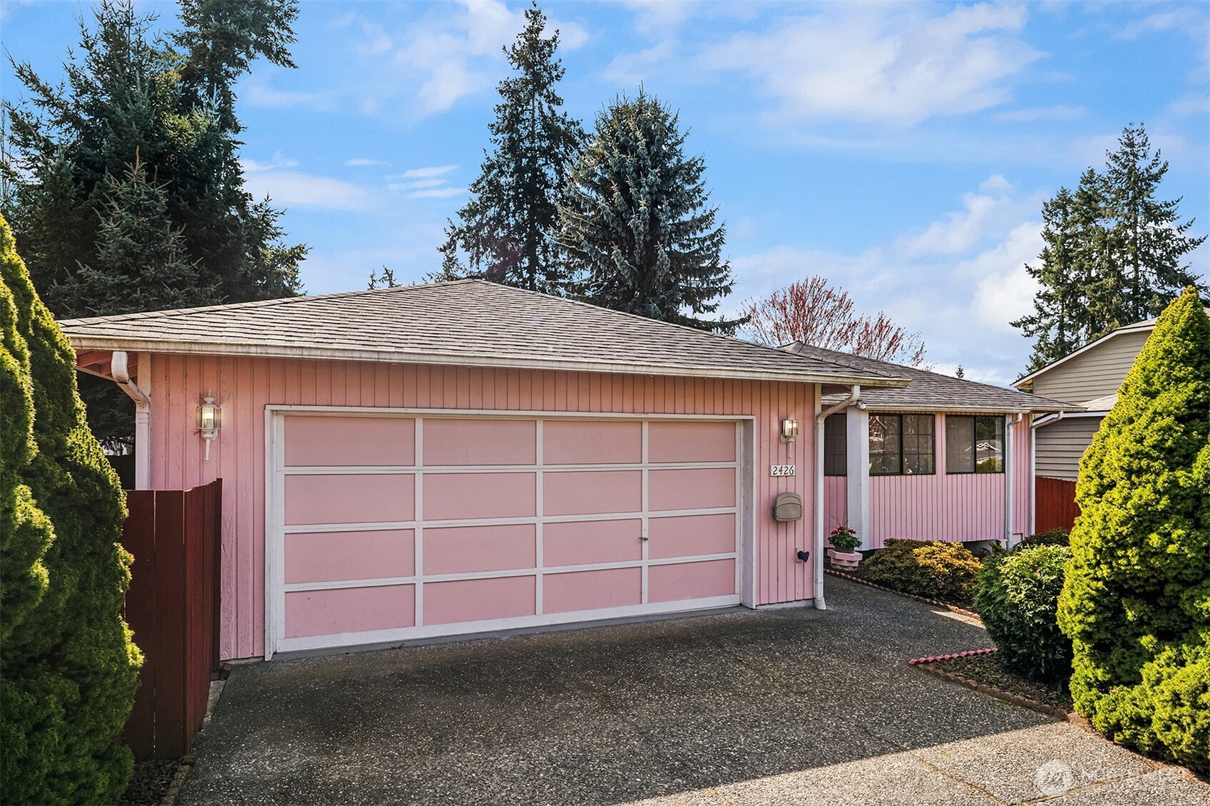 2426 198th Place SW, Lynnwood, WA 98036