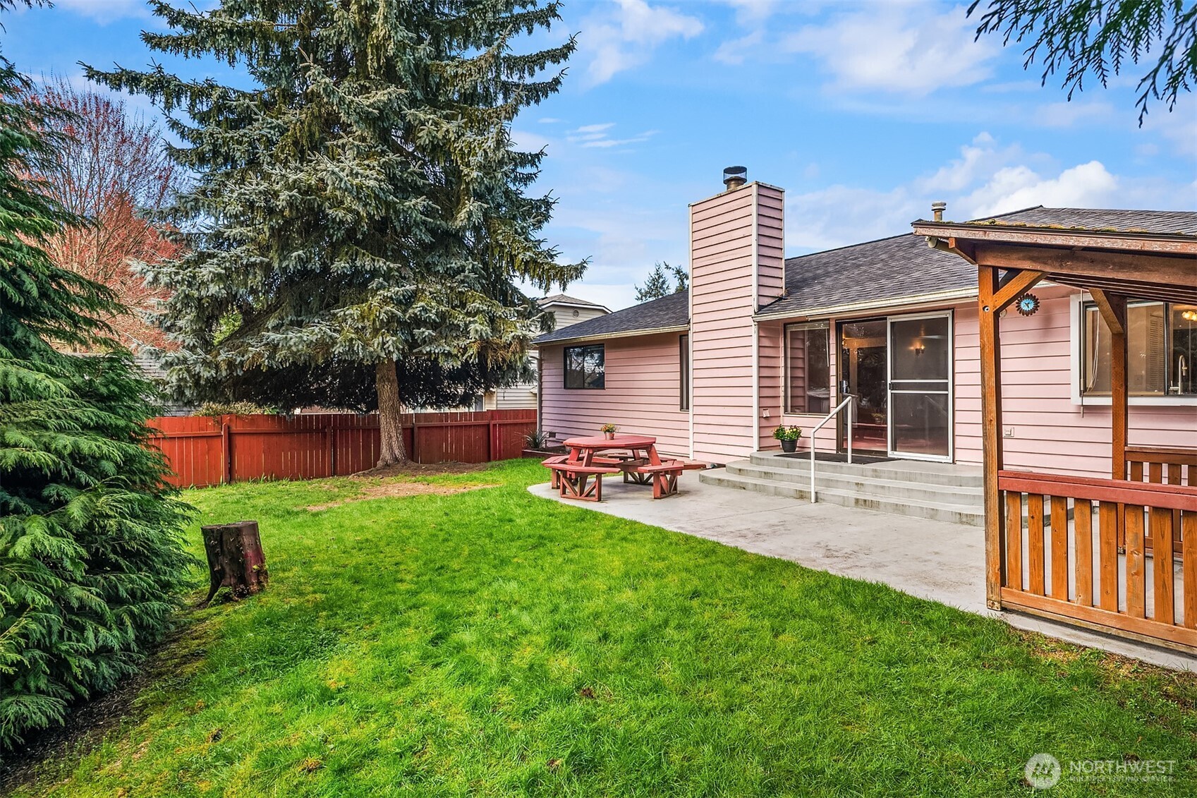 2426 198th Place SW, Lynnwood, WA 98036