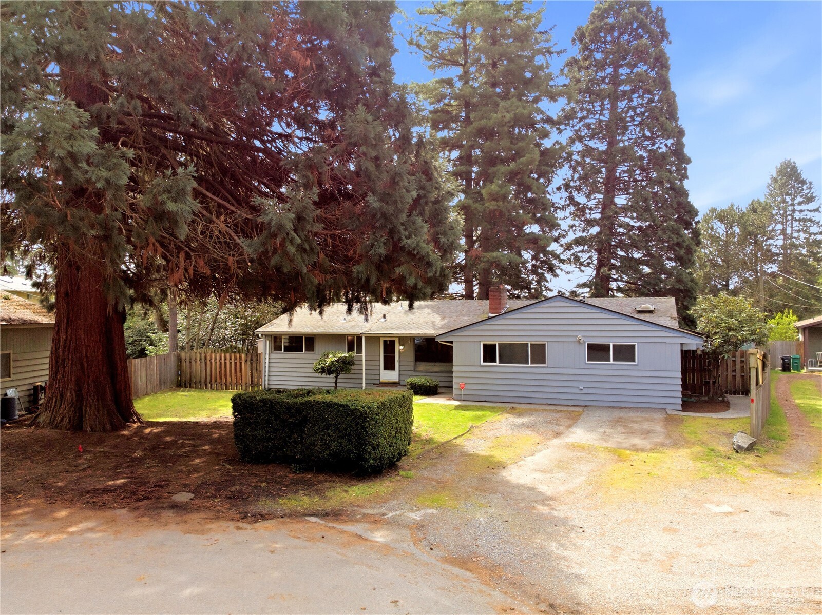 1409 N 135th Pl , Seattle, WA 98133