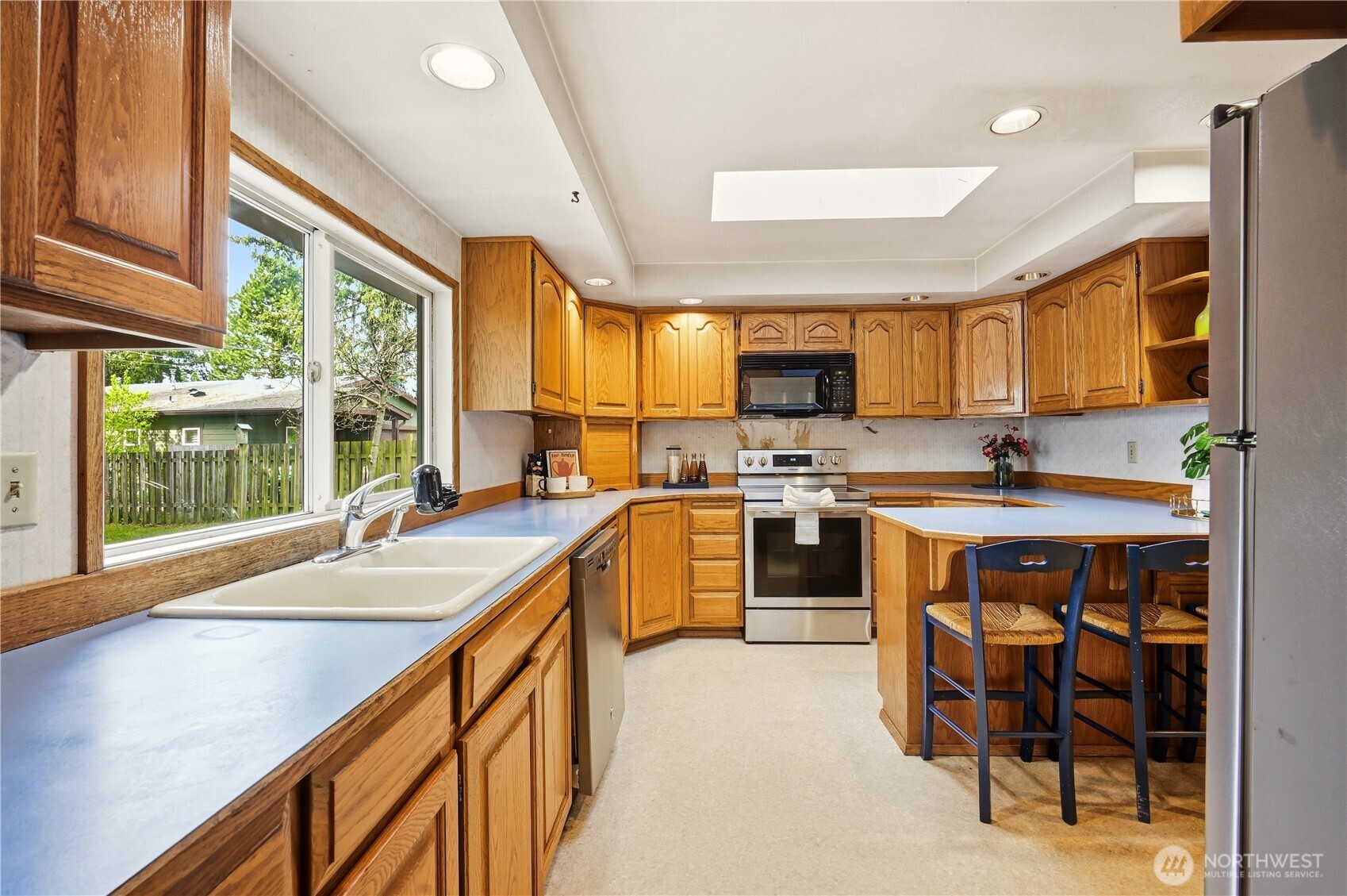 1409 N 135th Pl , Seattle, WA 98133