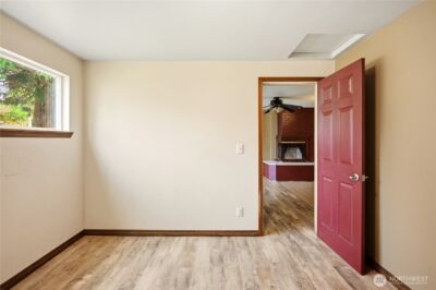 1409 N 135th Pl , Seattle, WA 98133 - Photo 28