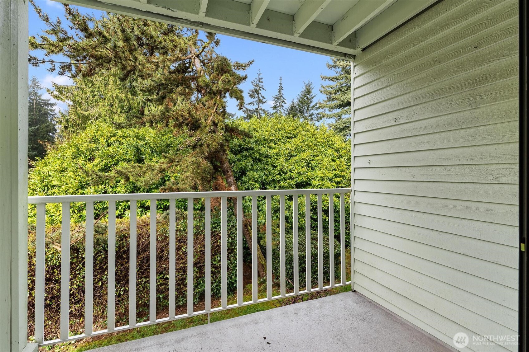 25131 98th Place S #E201, Kent, WA 98030