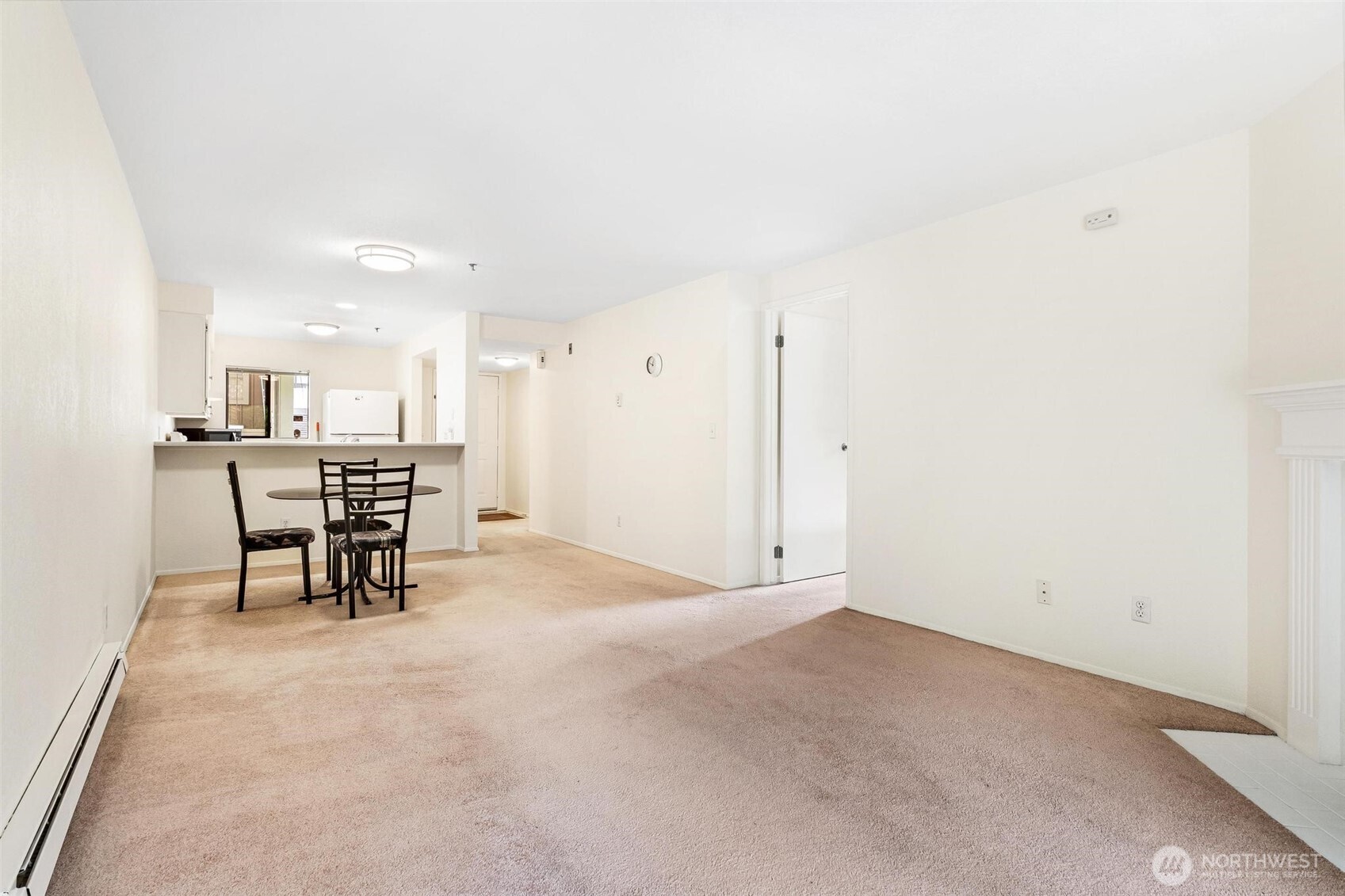 25131 98th Place S #E201, Kent, WA 98030