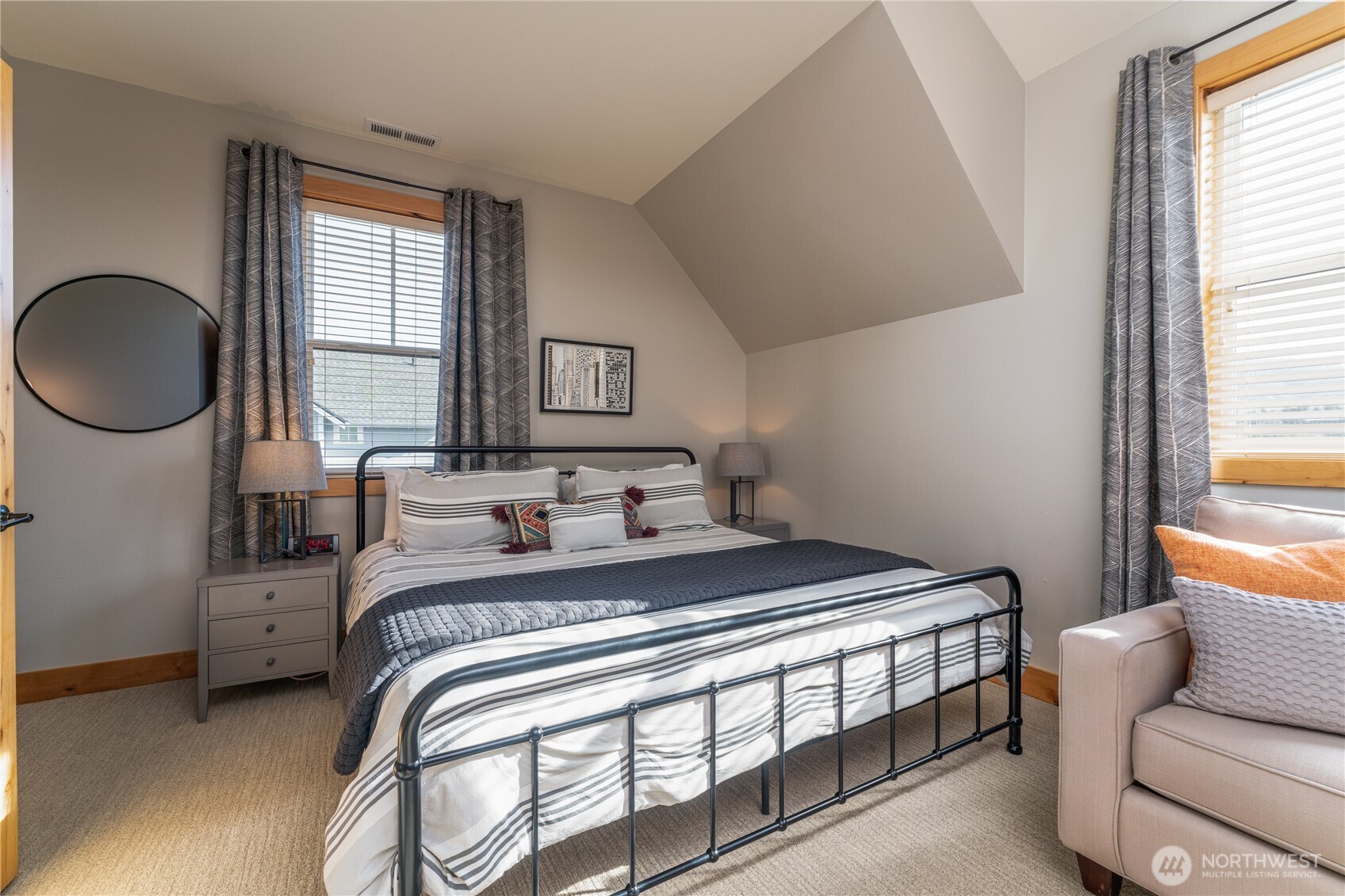 529 Porcupine Lane , Chelan, WA 98816