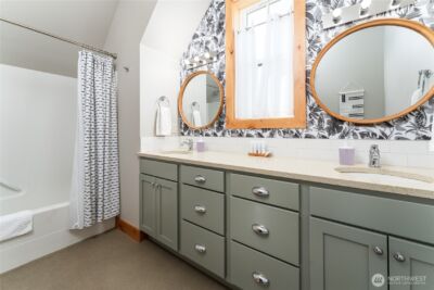 529 Porcupine Lane , Chelan, WA 98816 - Photo 17