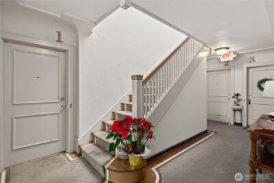 741 Federal Avenue E, Seattle, WA 98102 - Photo 12