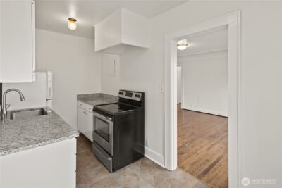 741 Federal Avenue E, Seattle, WA 98102 - Photo 5