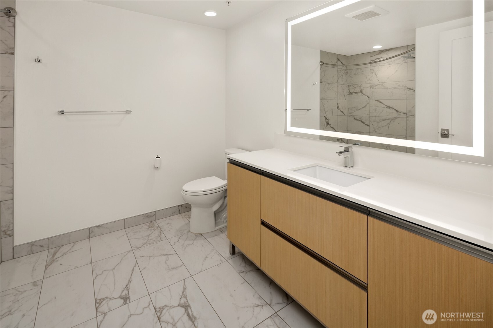 1808 Minor Avenue #902, Seattle, WA 98101