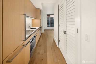 1808 Minor Avenue #902, Seattle, WA 98101 - Photo 4