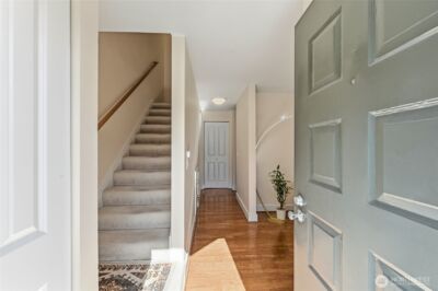 15827 NE Leary Way #B-116, Redmond, WA 98052 - Photo 4