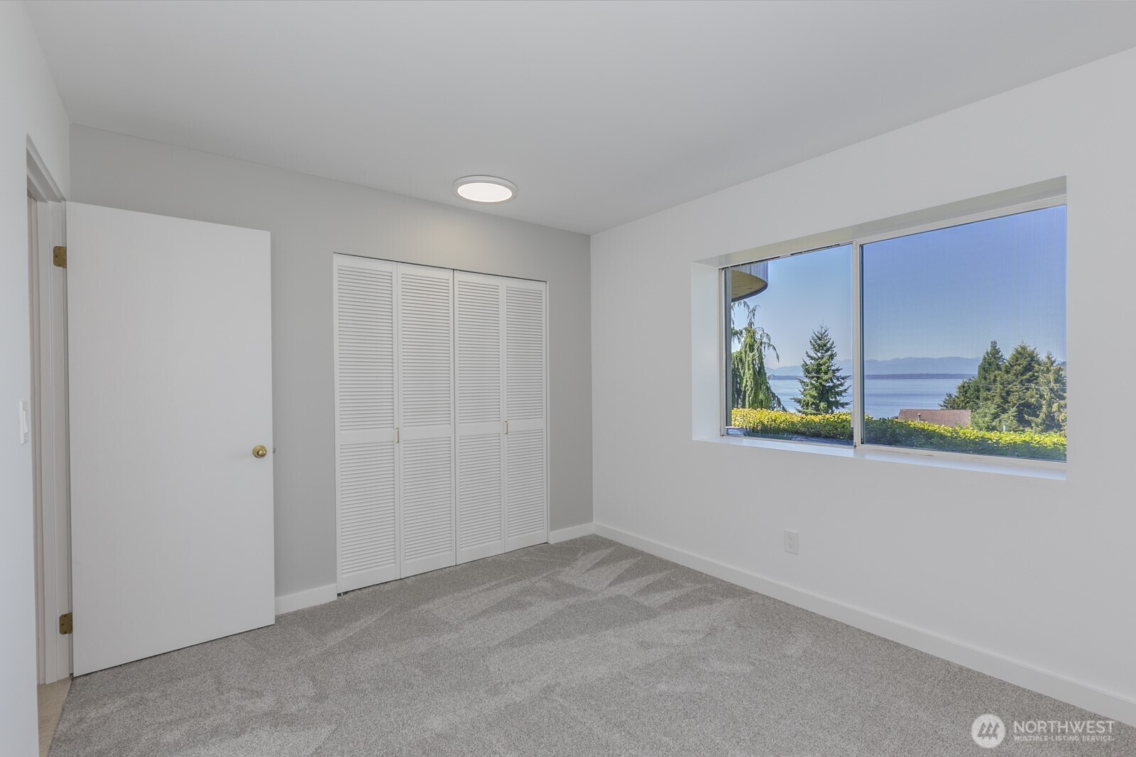 10413 66th Place W, Mukilteo, WA 98275