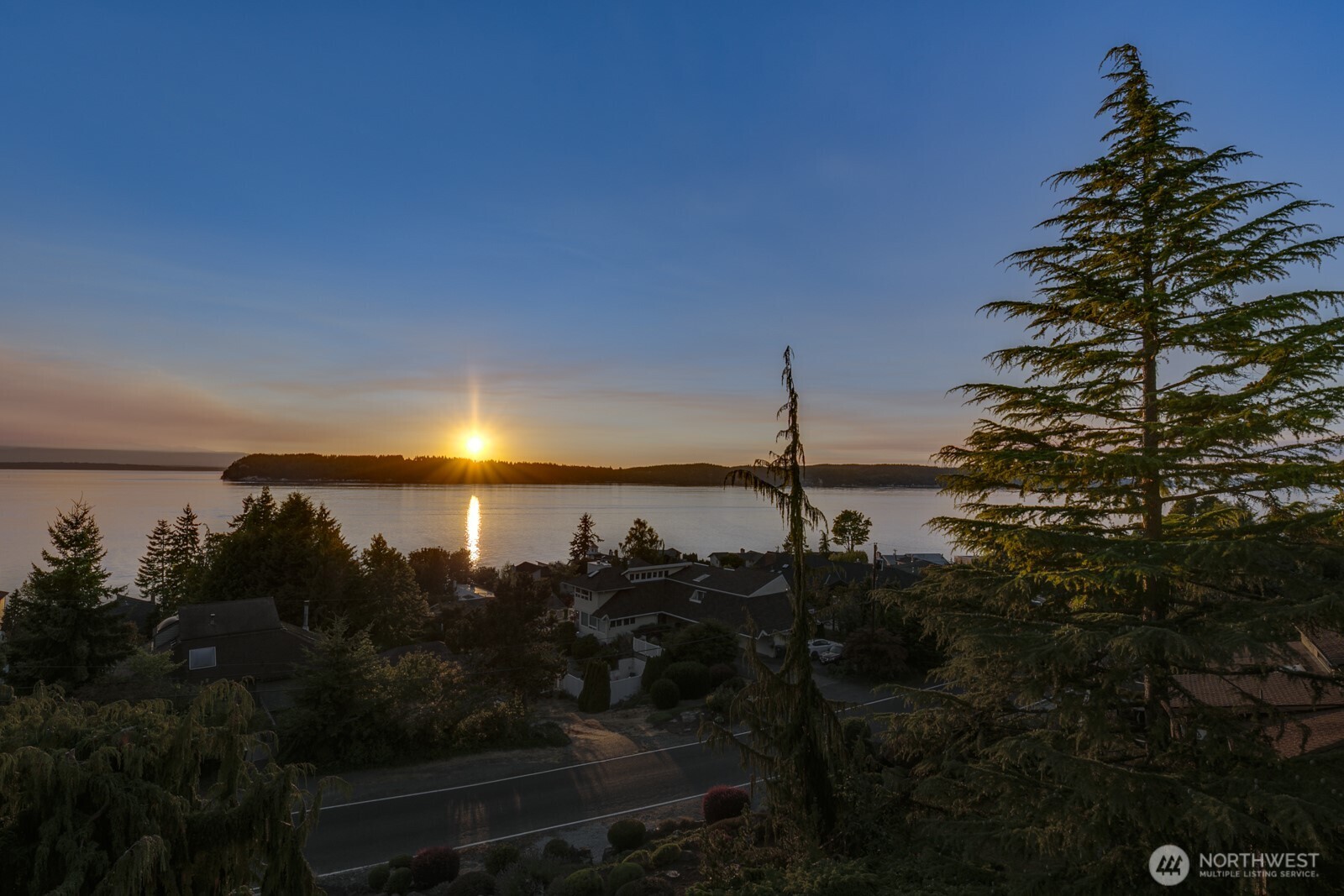 10413 66th Place W, Mukilteo, WA 98275
