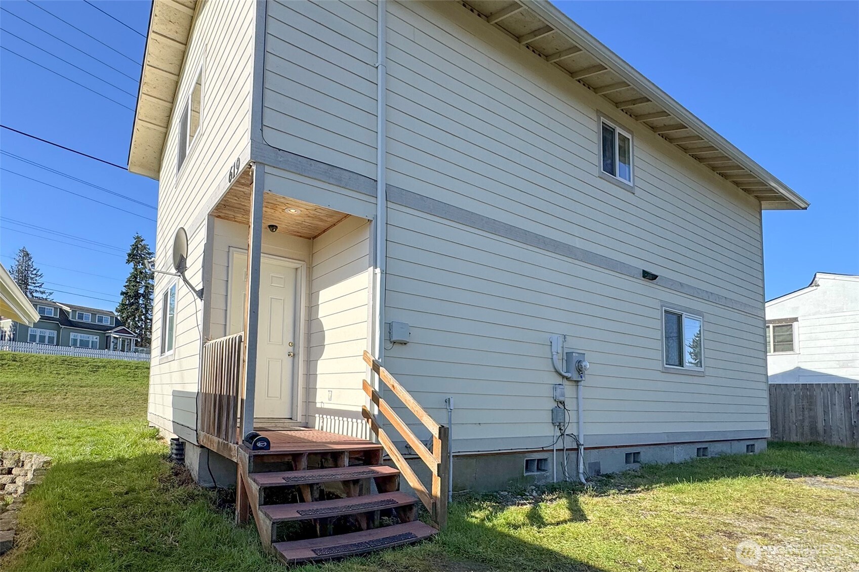 619 E Lauridsen Boulevard , Port Angeles, WA 98362