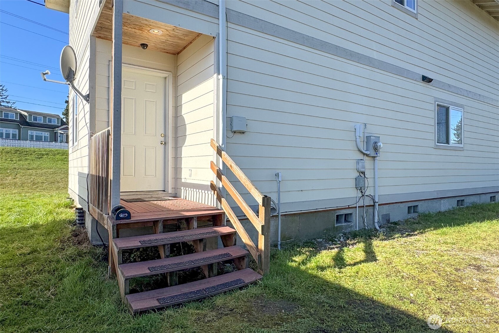 619 E Lauridsen Boulevard , Port Angeles, WA 98362