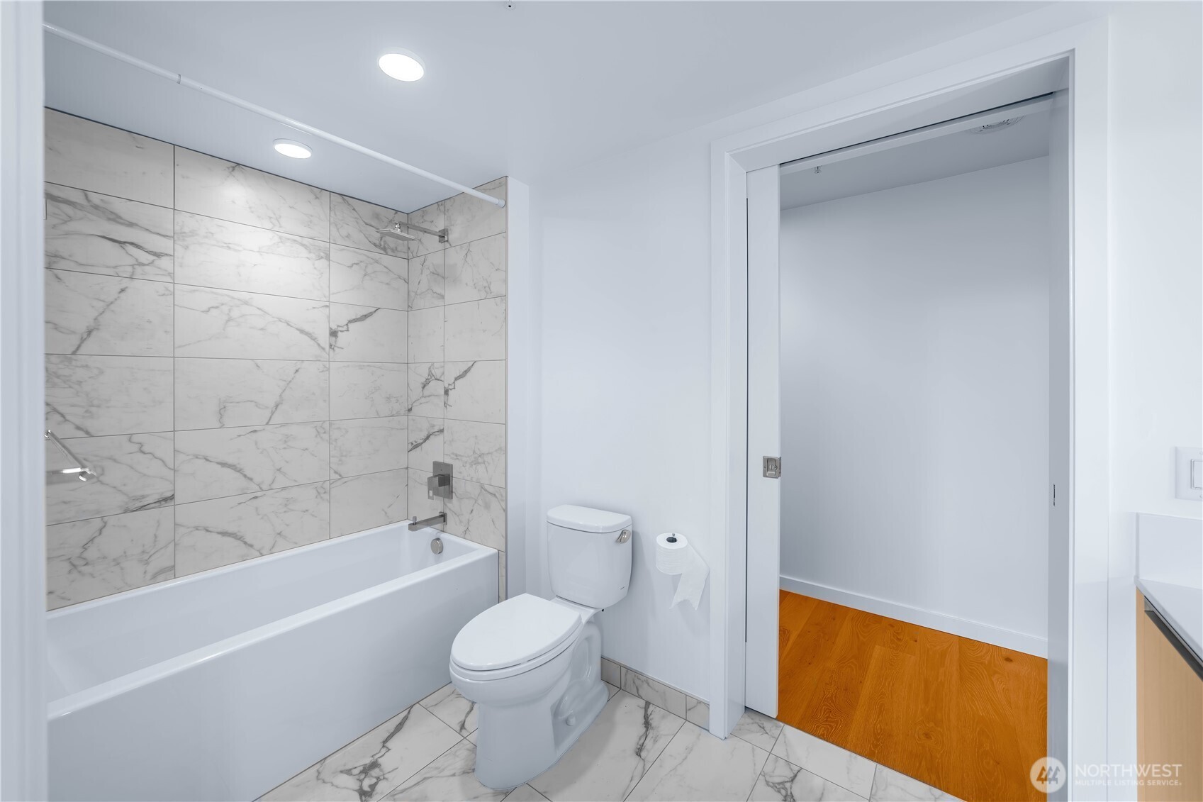 1808 Minor Avenue #912, Seattle, WA 98101