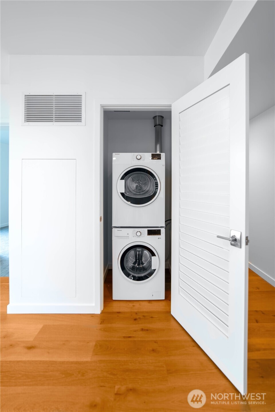 1808 Minor Avenue #912, Seattle, WA 98101