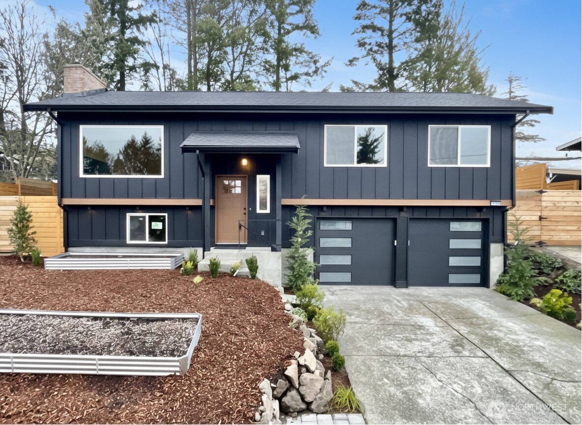 21246 15th Avenue S, Des Moines, WA 98198