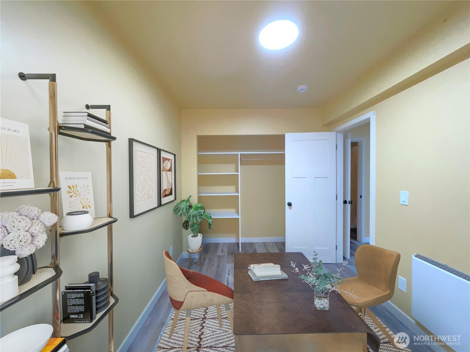 21246 15th Avenue S, Des Moines, WA 98198