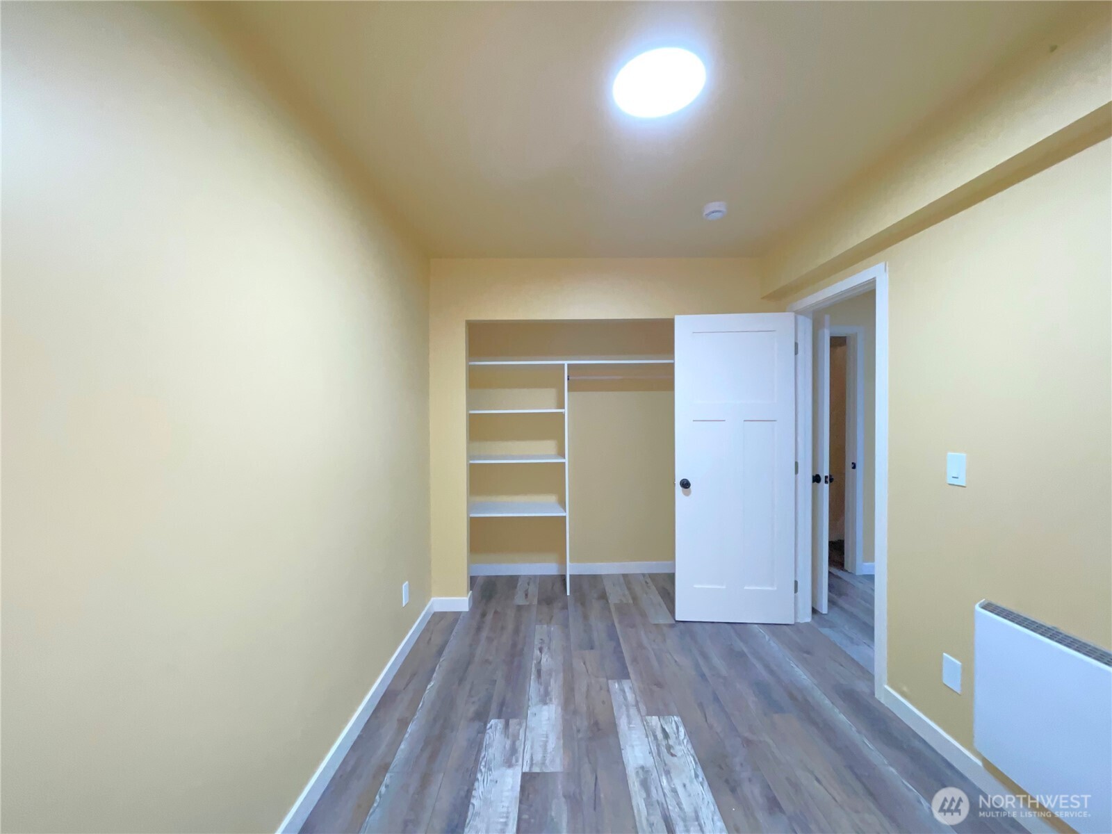 21246 15th Avenue S, Des Moines, WA 98198