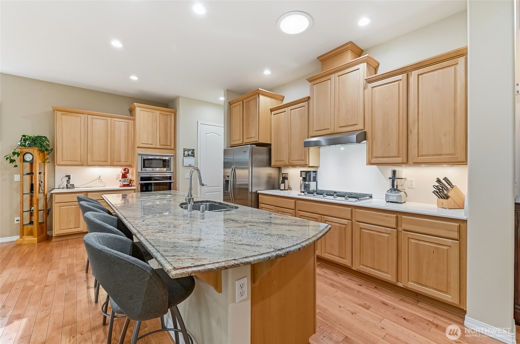 13165 Adair Creek Way NE, Redmond, WA 98053