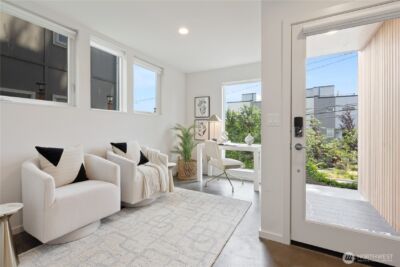 115 27th Avenue E #D, Seattle, WA 98112