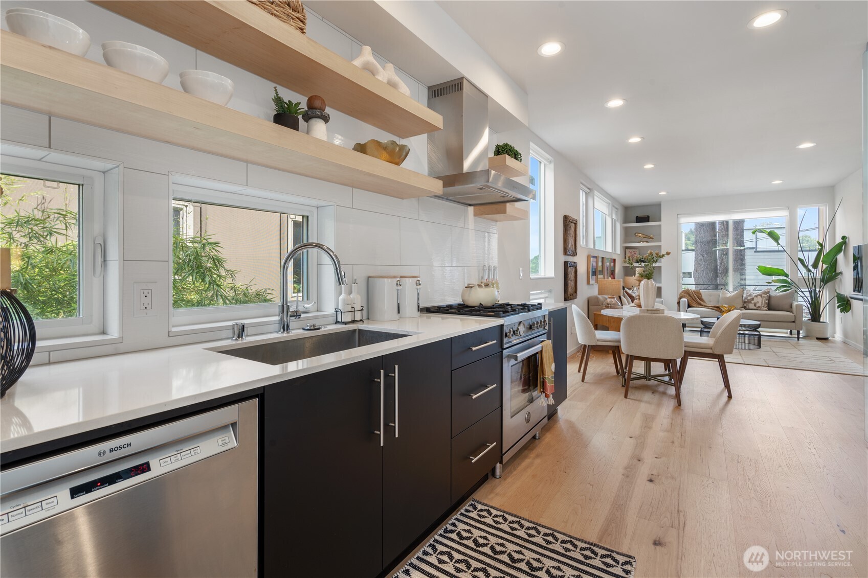 115 27th Avenue E #D, Seattle, WA 98112