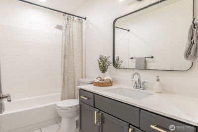 1805 Bellevue Avenue #301, Seattle, WA 98122 - Photo 15