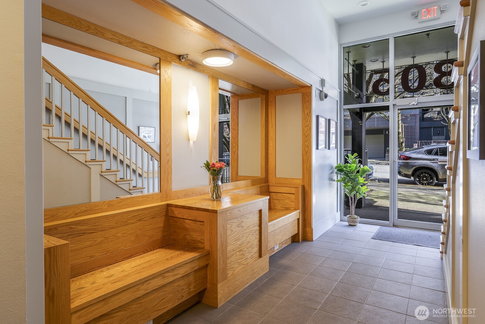 1805 Bellevue Avenue #301, Seattle, WA 98122