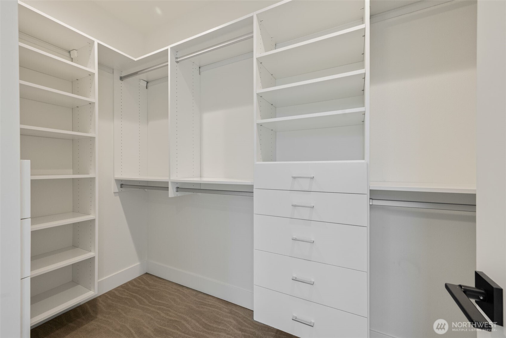 8848 20th Avenue SW, Seattle, WA 98106