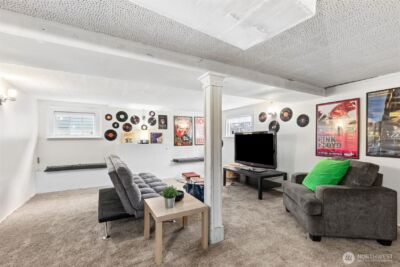 4220 Francis Avenue N, Seattle, WA 98103 - Photo 21