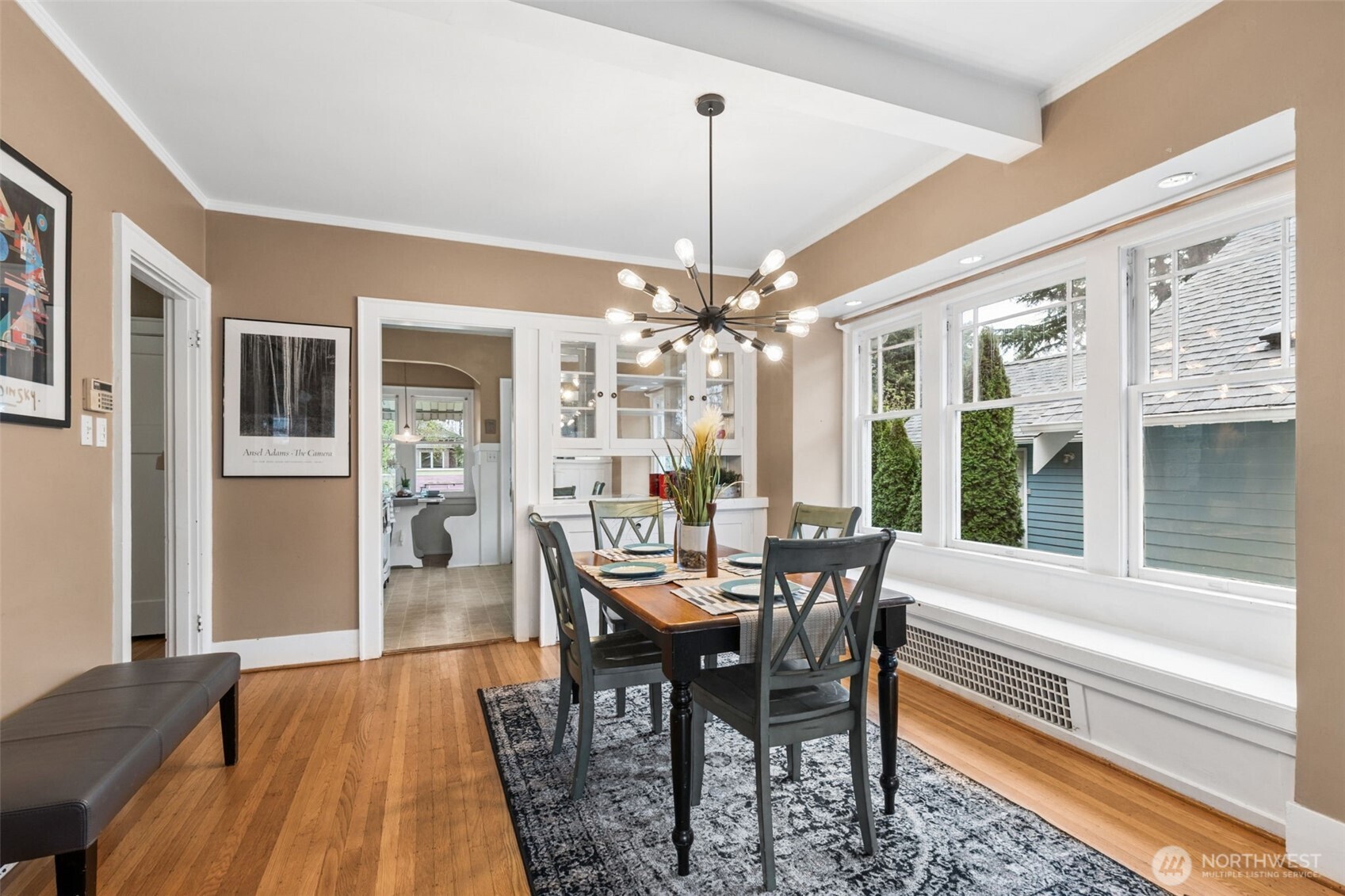 4220 Francis Avenue N, Seattle, WA 98103