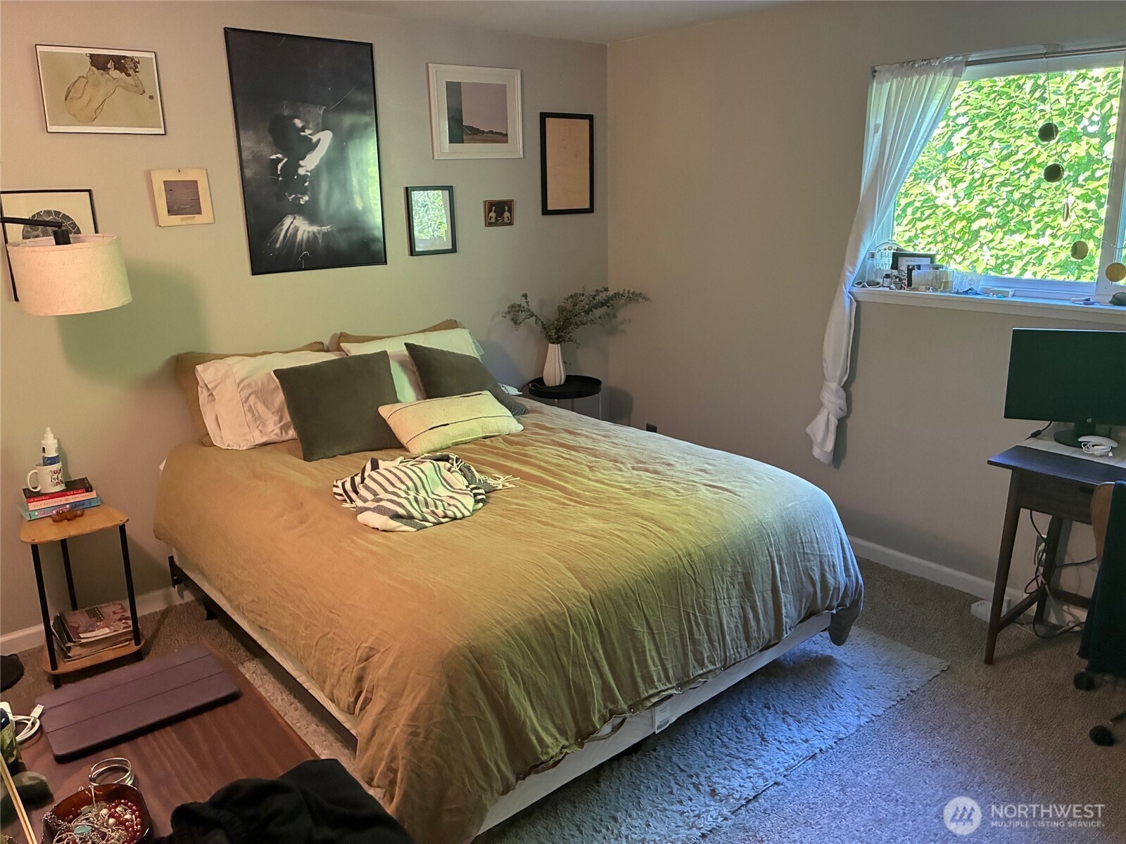 824 NW 64th Street , Seattle, WA 98107