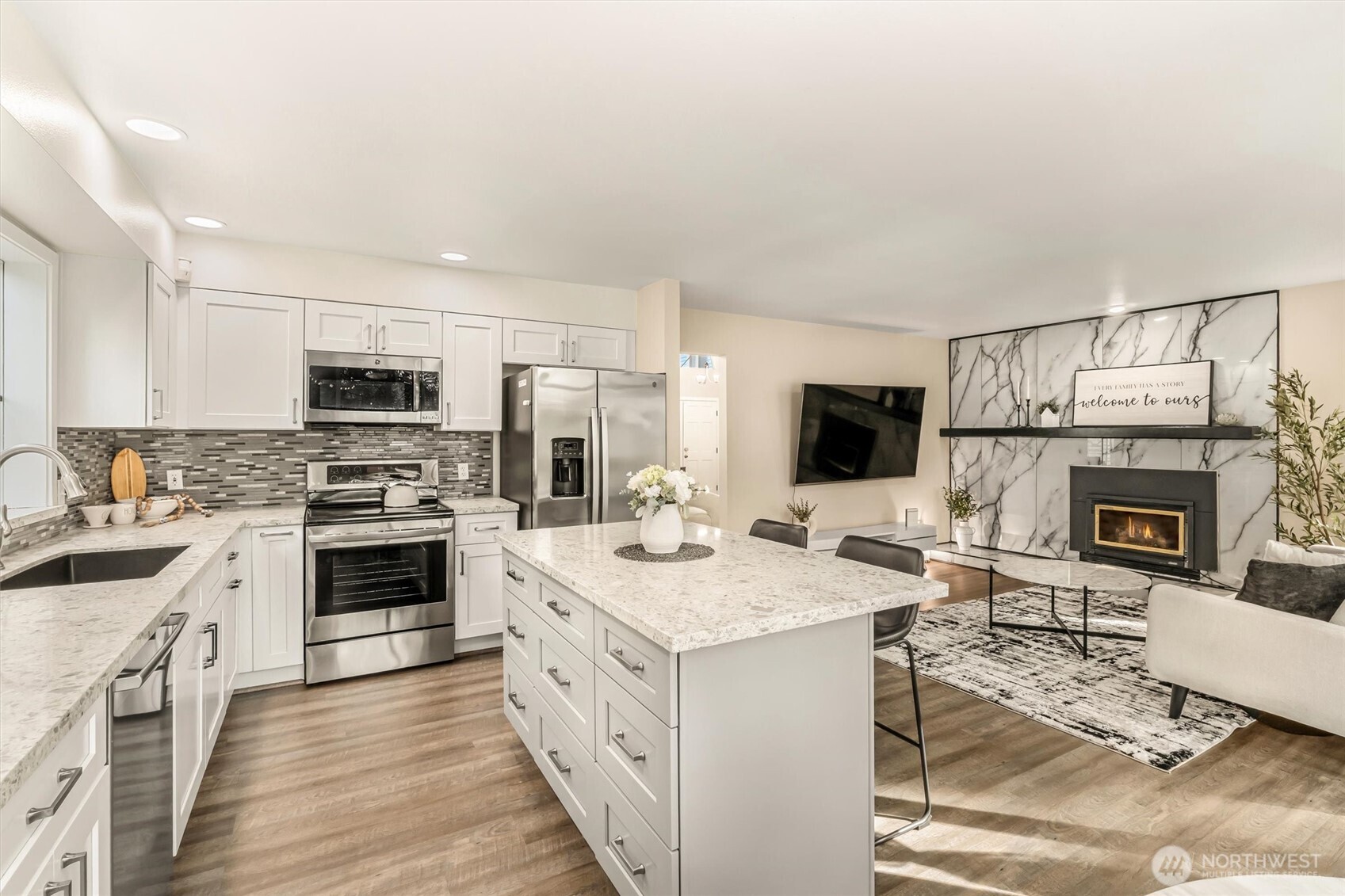 12637 104th Avenue NE, Kirkland, WA 98034