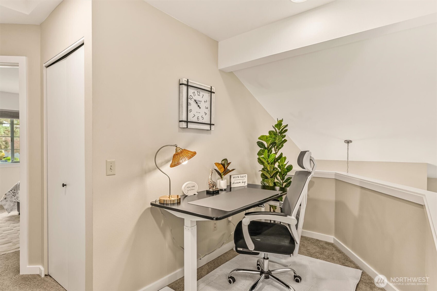 12637 104th Avenue NE, Kirkland, WA 98034