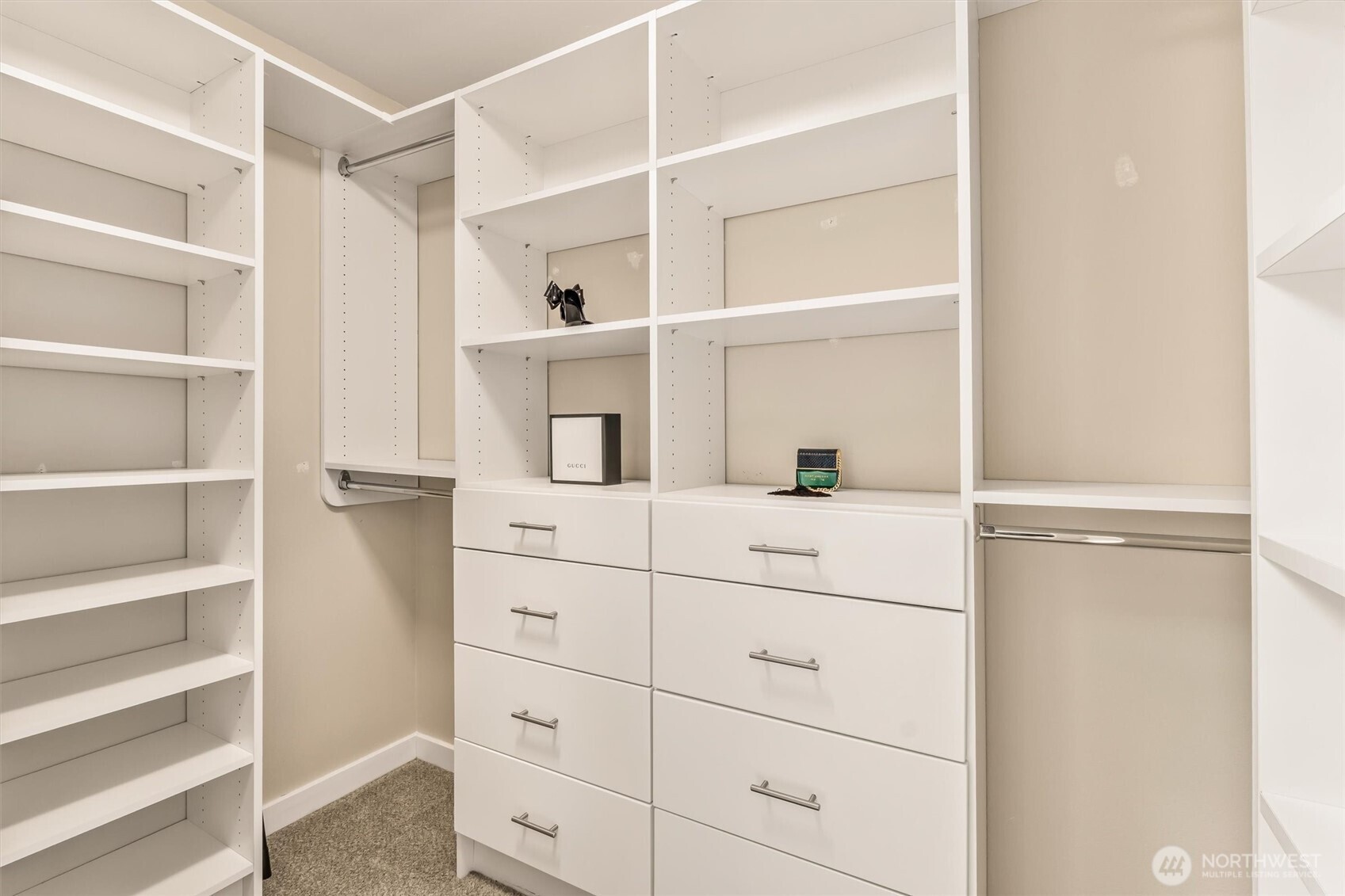 12637 104th Avenue NE, Kirkland, WA 98034