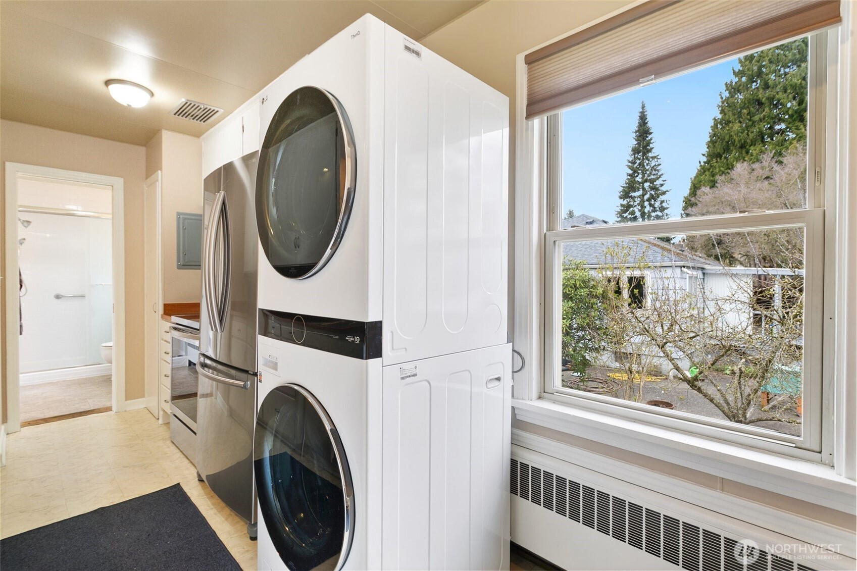 214 J Street NE, Auburn, WA 98002